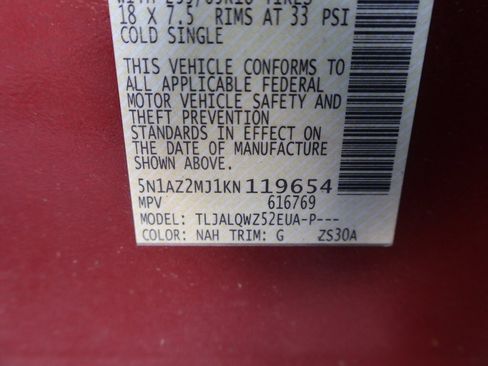 Used 2019 Nissan Murano SV w/ Premium Package image 25