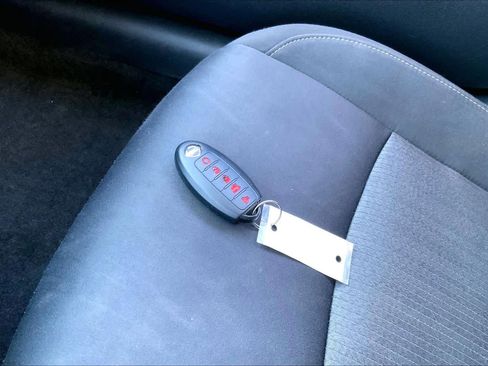 Used 2022 Nissan Altima 2.5 SV w/ SV Premium Package image 14