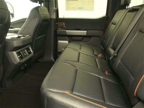 New 2026 Ford F250 Lariat w/ FX4 Off-Road Package image 10