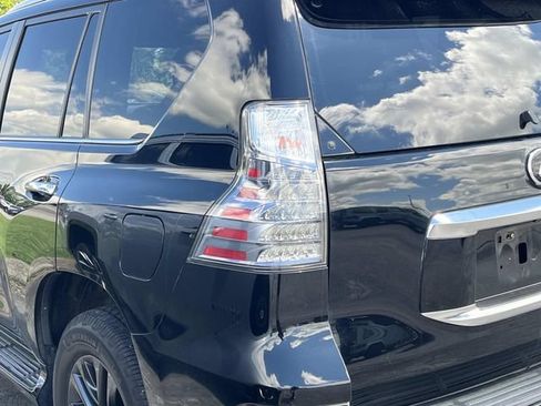 Used 2021 Lexus GX 460 Premium w/ Premium Plus Package AWD/4WD image 10