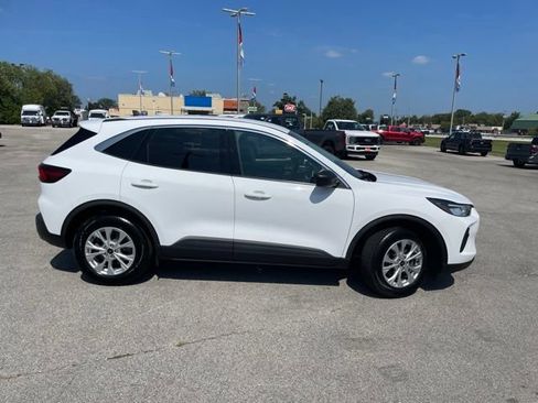 Used 2024 Ford Escape Active w/ Tech Pack #1 AWD/4WD image 12