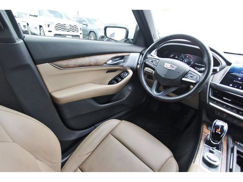 Used 2023 Cadillac CT5 Premium Luxury RWD image 8
