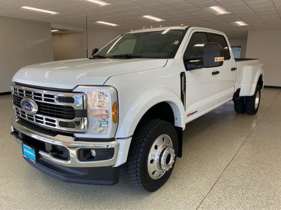 New 2026 Ford F450 XLT w/ FX4 Off-Road Package