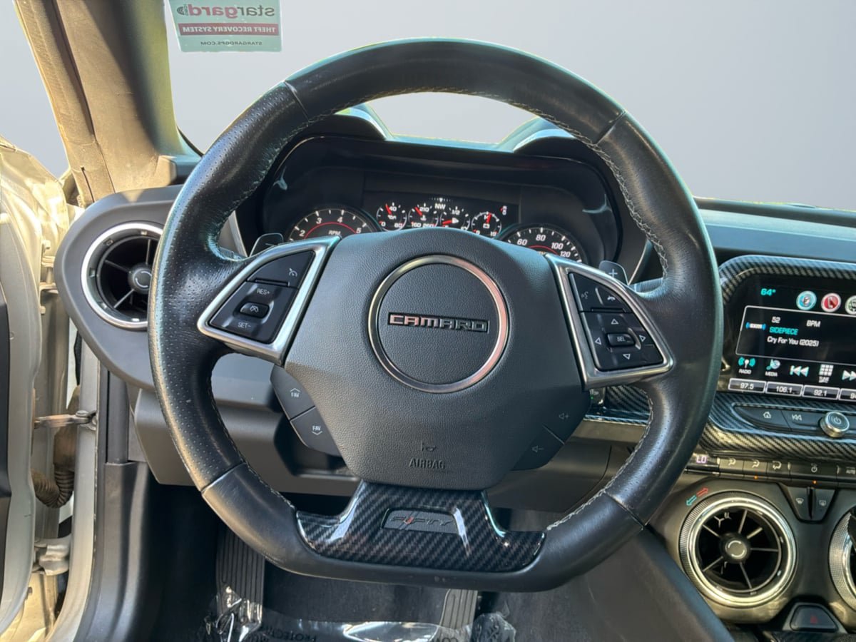 Used 2017 Chevrolet Camaro SS RWD image 10
