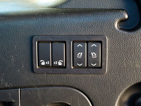 Used 2020 Cadillac Escalade ESV Luxury image 62