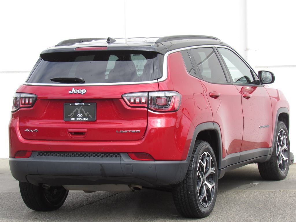 Used 2025 Jeep Compass Limited AWD/4WD image 6