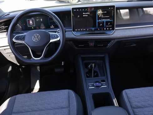 Certified 2025 Volkswagen Tiguan S image 14