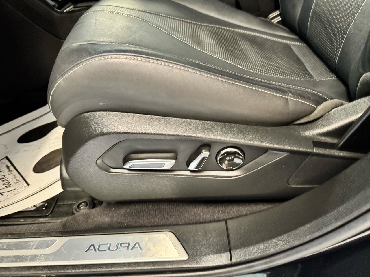 Used 2023 Acura RDX w/ Technology Package AWD/4WD image 10