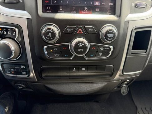 Used 2023 RAM 1500 Classic SLT w/ Electronics Group AWD/4WD image 17