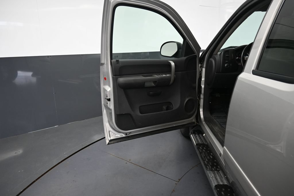 Used 2008 Chevrolet Silverado 1500 LT w/ All Star Edition AWD/4WD image 22