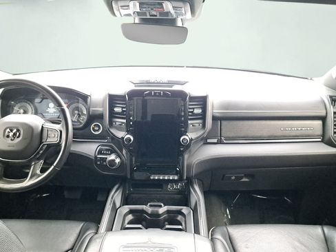 Used 2022 RAM 1500 Limited AWD/4WD image 17
