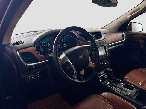 Used 2017 Chevrolet Traverse Premier image 10