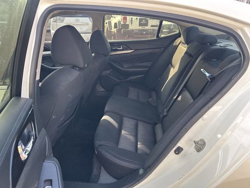 Used 2017 Nissan Maxima 3.5 S FWD image 22