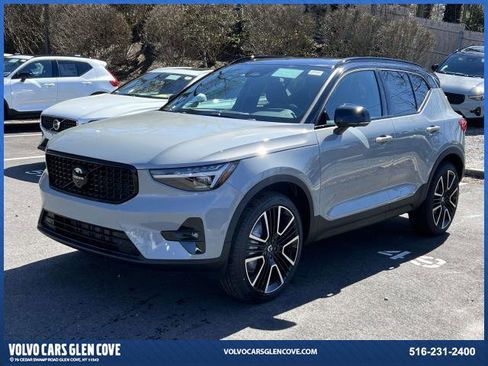 New 2026 Volvo XC40 B5 Ultra w/ Climate Package image 2