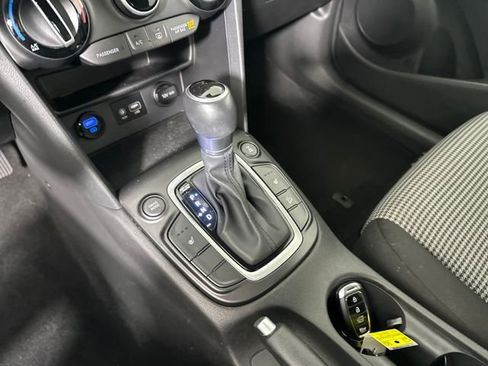 Used 2019 Hyundai Kona SEL image 20