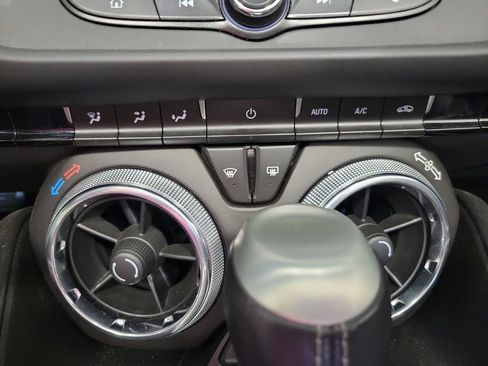 Used 2023 Chevrolet Camaro LT RWD image 37