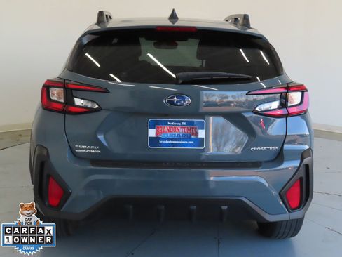 Used 2024 Subaru Crosstrek 2.0i Premium image 6