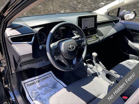 Used 2024 Toyota Corolla LE FWD image 12