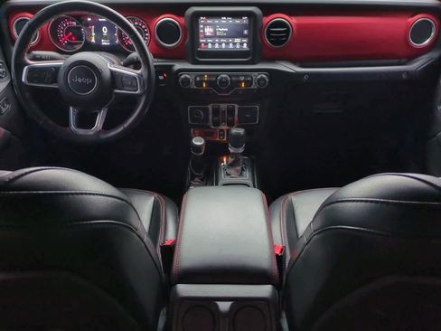 Used 2021 Jeep Wrangler Unlimited Rubicon w/ Cold Weather Group image 15