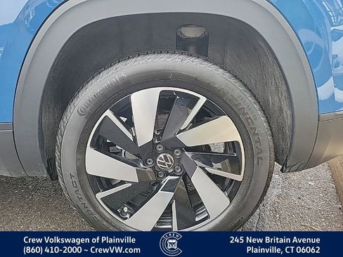 Certified 2025 Volkswagen Atlas Cross Sport SE image 19