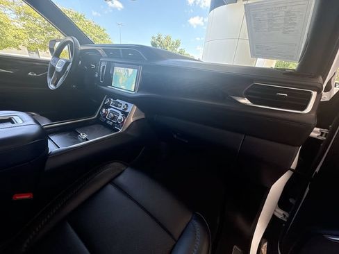 Certified 2023 GMC Yukon Denali AWD/4WD image 30