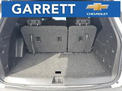 Used 2023 Jeep Grand Cherokee L Laredo image 9