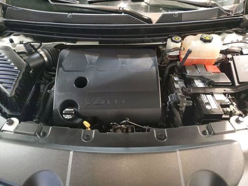 Used 2020 Chevrolet Traverse LS image 23