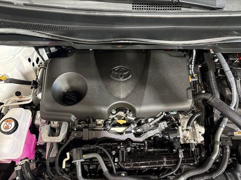 Certified 2025 Toyota Sienna XSE w/ XSE Premium Package image 28