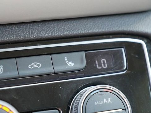 Certified 2023 Volkswagen Atlas SE AWD/4WD image 32