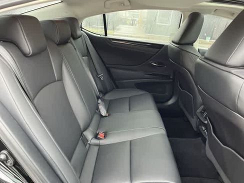 Used 2020 Lexus ES 350 w/ Premium Package FWD image 18