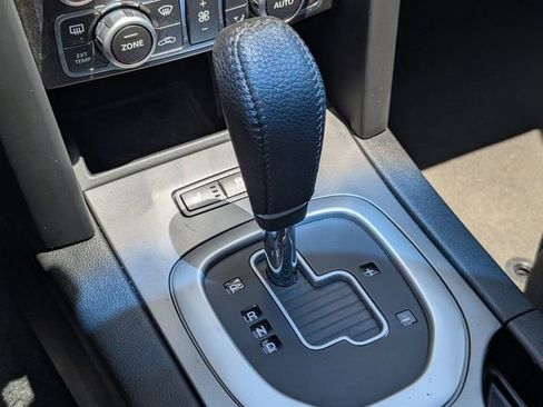 Used 2009 Pontiac G8 GT w/ Premium Package RWD image 16