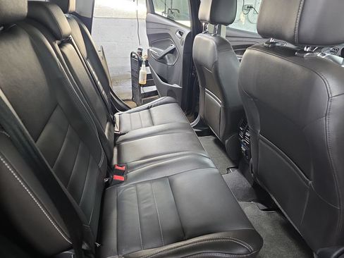 Used 2014 Ford Escape Titanium w/ Equipment Group 401A FWD image 11