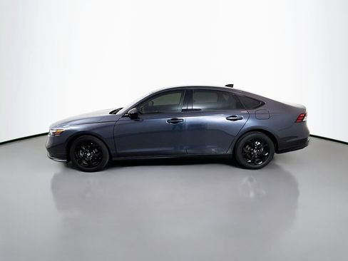 Certified 2025 Honda Accord SE image 4