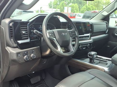 Used 2024 Chevrolet Silverado 1500 RST w/ RST All Star Premium Package AWD/4WD image 9
