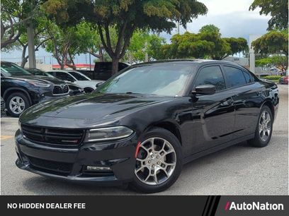 Used 2016 Dodge Charger SXT w/ Navigation & Travel Group