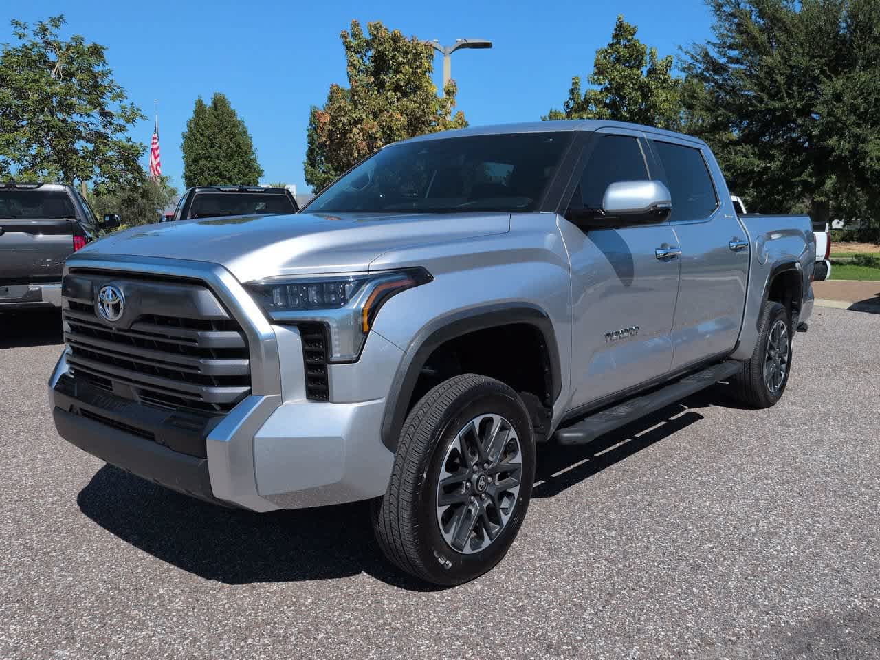 Certified 2026 Toyota Tundra Limited AWD/4WD image 2