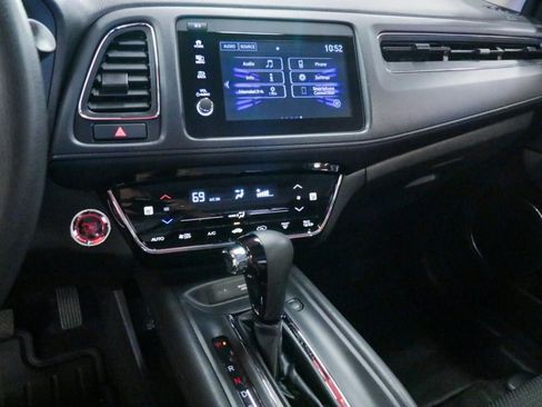 Used 2022 Honda HR-V EX image 19