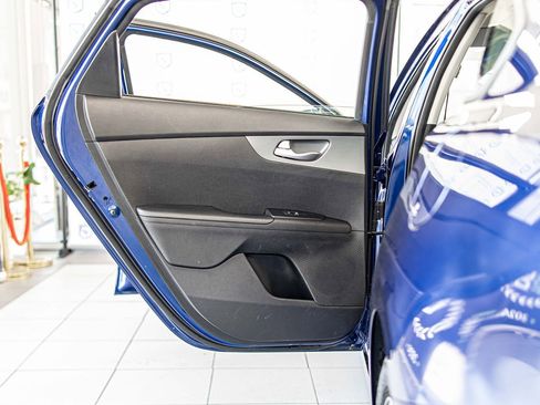 Used 2021 Kia Forte LXS image 32