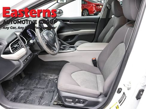 Used 2023 Toyota Camry LE FWD image 13