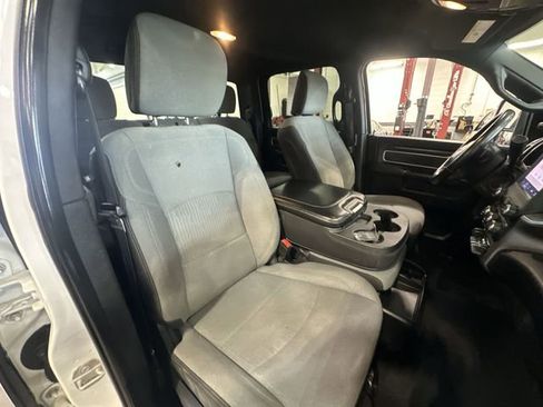 Used 2024 RAM 2500 Big Horn image 25