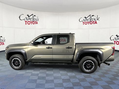 Used 2024 Toyota Tacoma TRD Off-Road w/ TRD Off Road Upgrade Package image 5