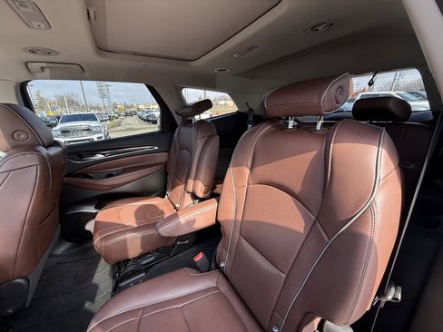 Used 2018 Buick Enclave Avenir w/ Avenir Technology Package image 26