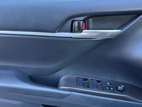 Used 2021 Toyota Camry TRD w/ TRD Package w/JBL Audio image 11