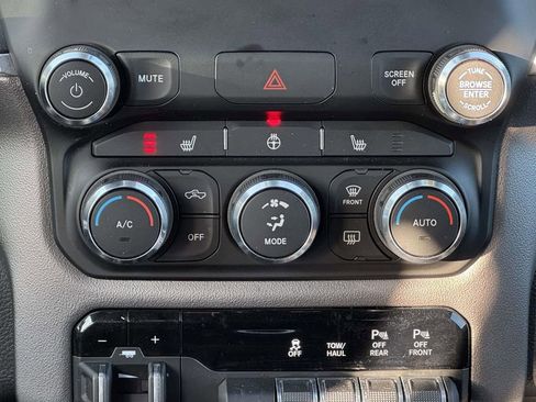 Used 2020 RAM 1500 Big Horn image 19