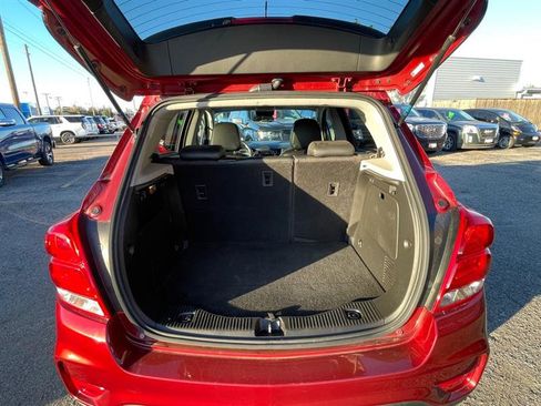 Used 2021 Chevrolet Trax LT image 7