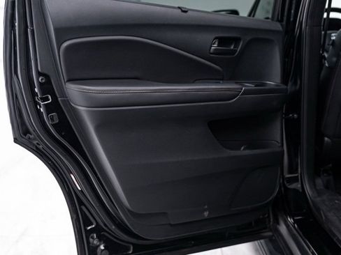 Used 2022 Honda Pilot TrailSport image 28