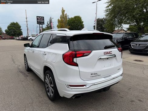 Used 2018 GMC Terrain Denali w/ Advanced Safety Package AWD/4WD image 7