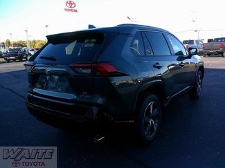 New 2025 Toyota RAV4 SE video 2