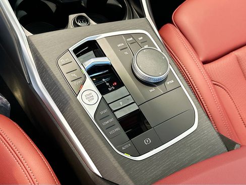 New 2026 BMW 330i Sedan w/ M Sport Package RWD image 13