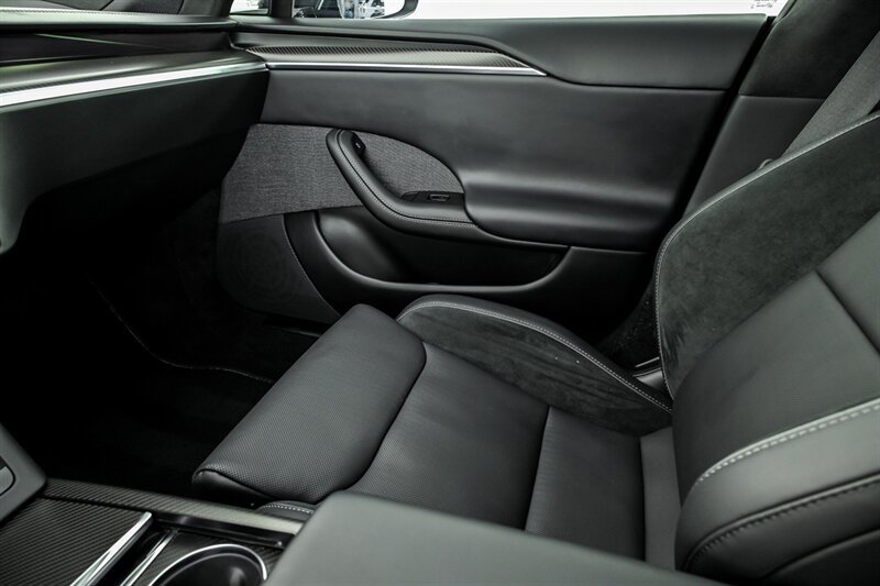 Used 2025 Tesla Model S Plaid AWD/4WD image 35